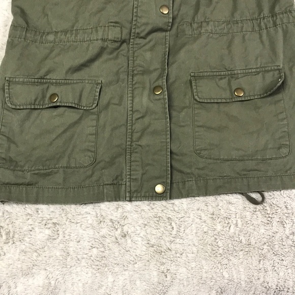 Trendy Jacket - Picture 4 of 5